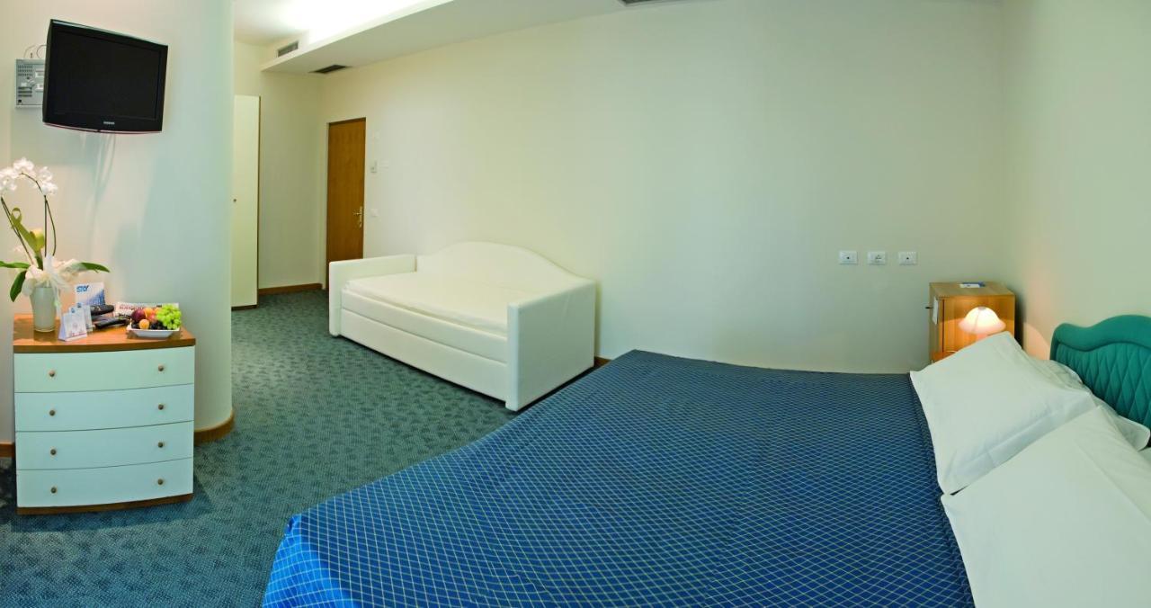Hotel Sorriso Milano Marittima Eksteriør billede