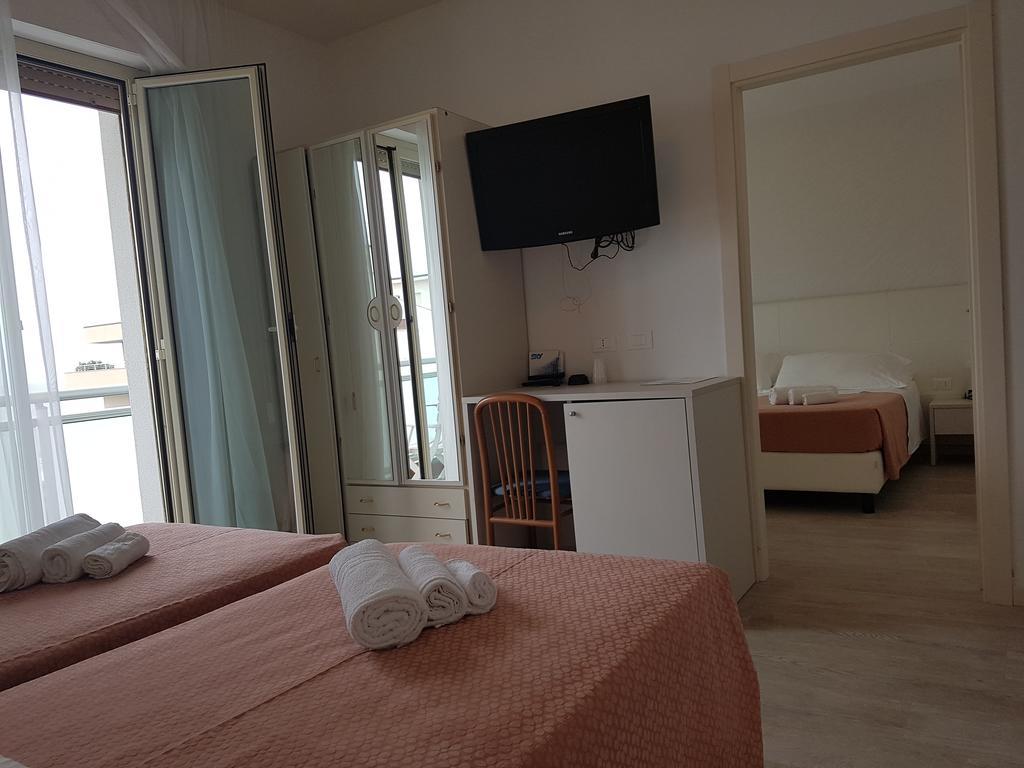 Hotel Sorriso Milano Marittima Eksteriør billede